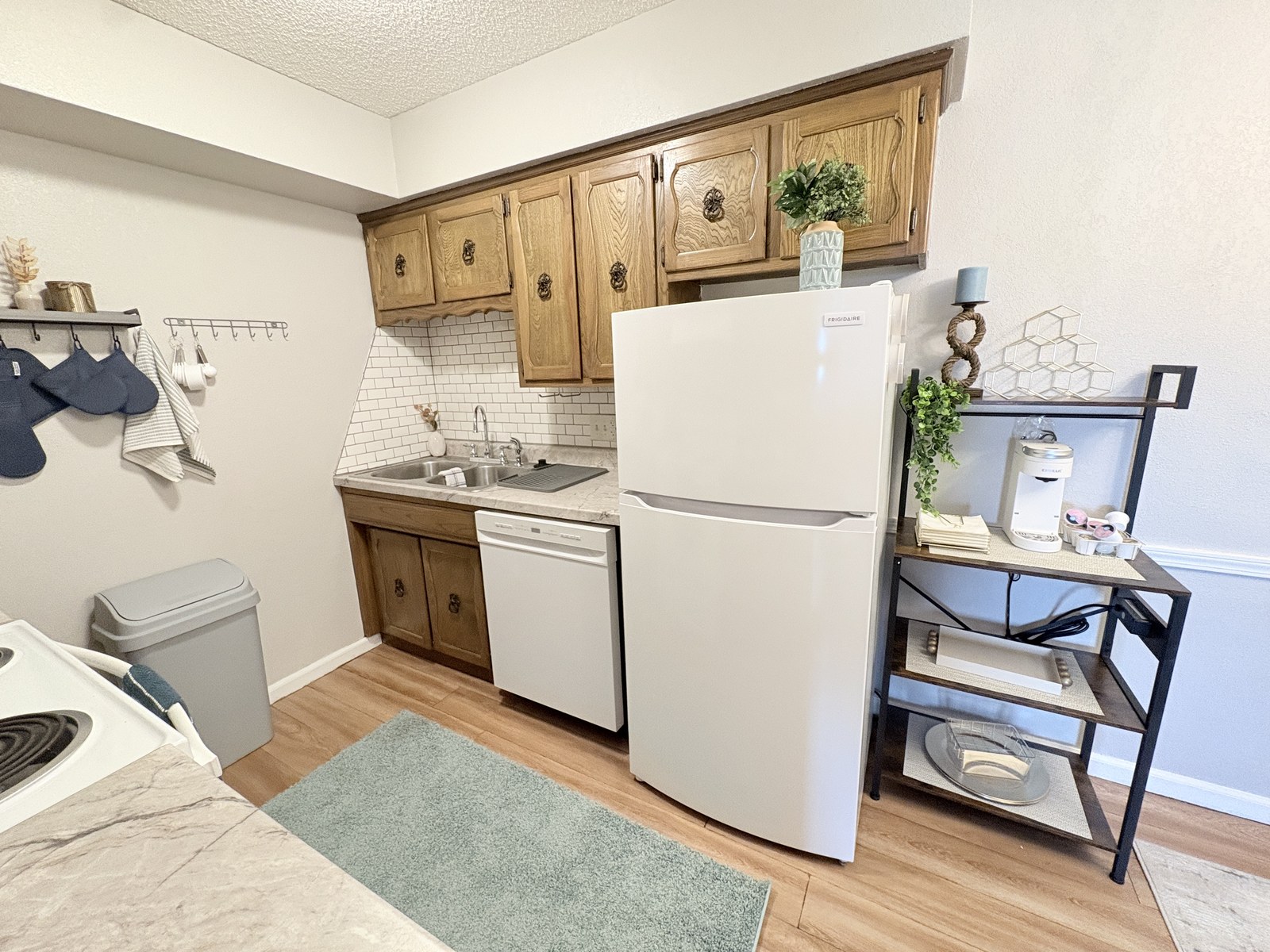 Coastal Retreat kitchen